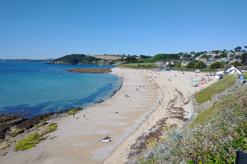 Image of Gyllyngvase Beach, Cornwall which has a beach wheelchair for hire